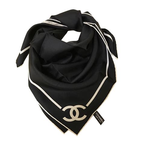 foulards de marque Chanel